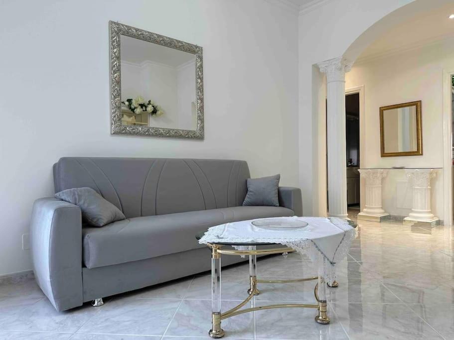 Casa Eleonora: A 5 Min Dal Mare + Free Parking Apartment Ventimiglia Exterior foto